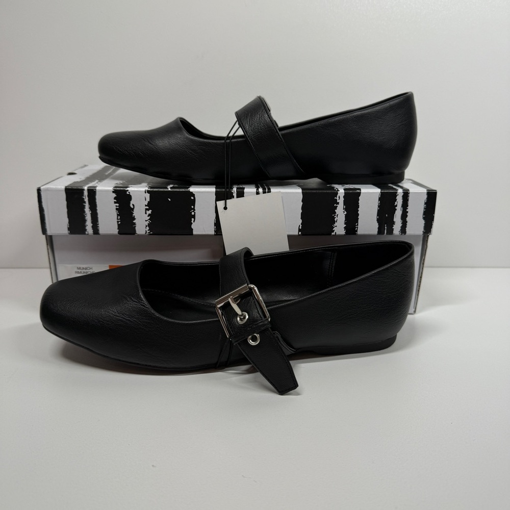 NIB • Dv Dolce Vita Women's Mary Jane Flats Size: 8.5